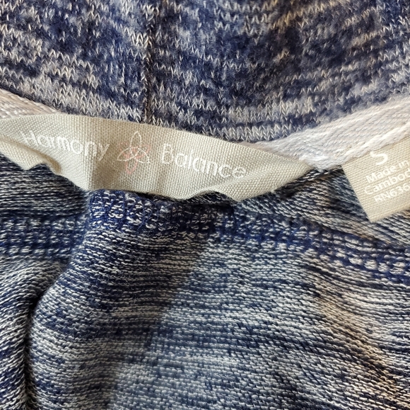 Harmony & Balance Marled Knit Crossover Cardigan - Picture 7 of 8